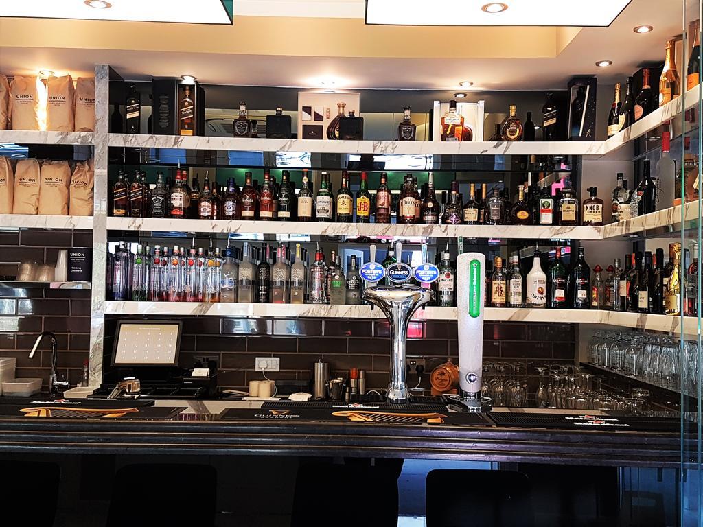 The Lion & Key Hotel Лондон Экстерьер фото